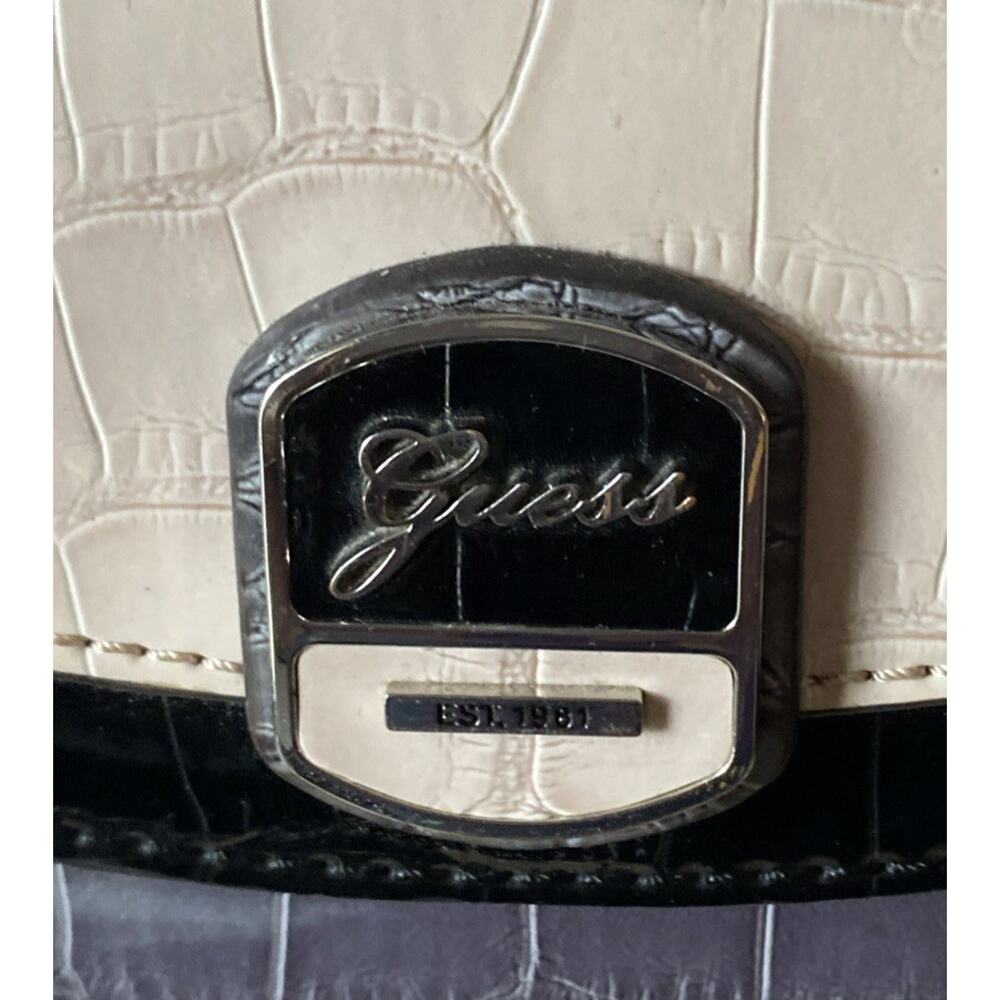 Guess Y2k VTG Womens Shoulder Bag Croc Effect Faux Leather Zip Closure Pockets - Picture 2 of 16